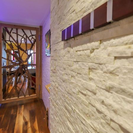 L'Isle - Lofts & Lakes Certified 5-Stars Annecy Exteriör bild